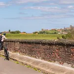 Tatil Evi Poppy - River View, Dog Friendly Whitby