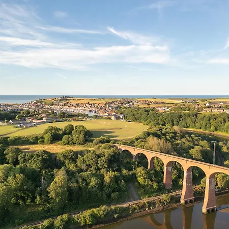 Poppy - River View, Dog Friendly