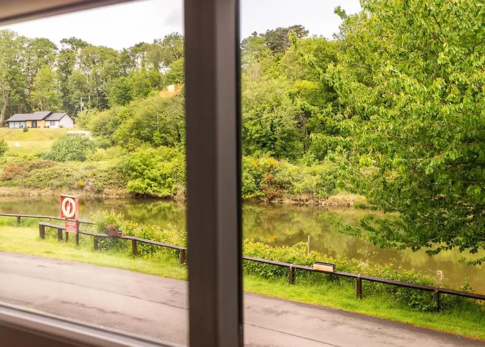 Dom wakacyjny Poppy - River View, Dog Friendly Whitby