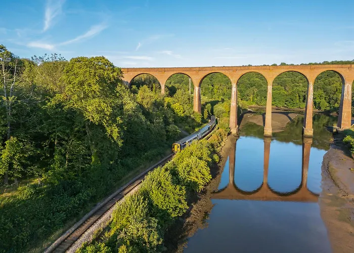 Poppy - River View, Dog Friendly *